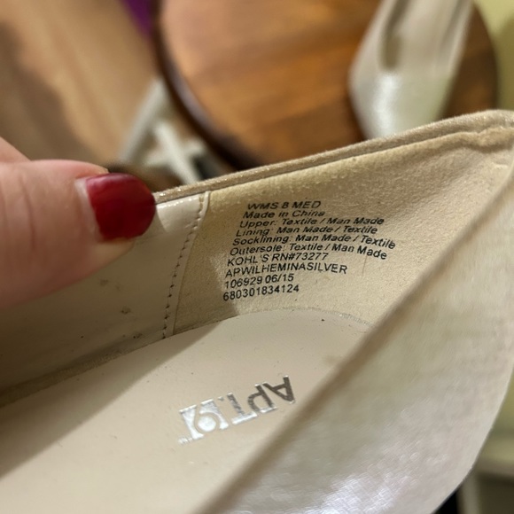 Brand new Women’s rhinestone pumps - Picture 6 of 7